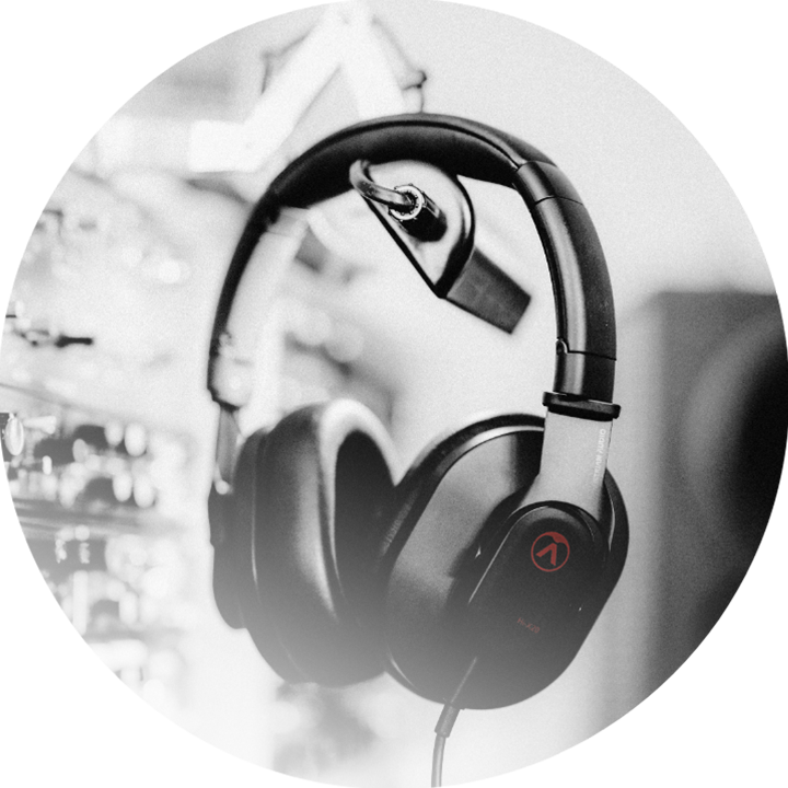 Austrian Audio Hi-X20 | Professional Closed-Back Headphones